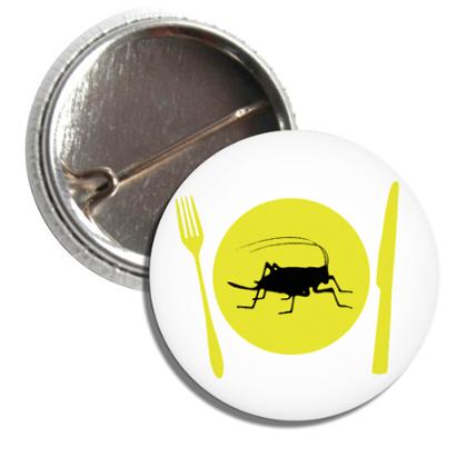 1" Button | CRICKET ON A DINNER PLATE